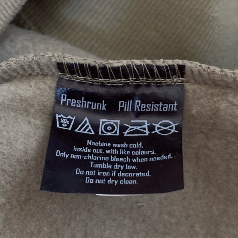 NWT Peace Collective Unisex Olive Canadian Crewneck Sweater - Picture 8 of 8